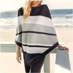Barefoot Dreams CozyChic Ultra Lite Ocean Breeze Poncho Gray Women’s ONE SIZE